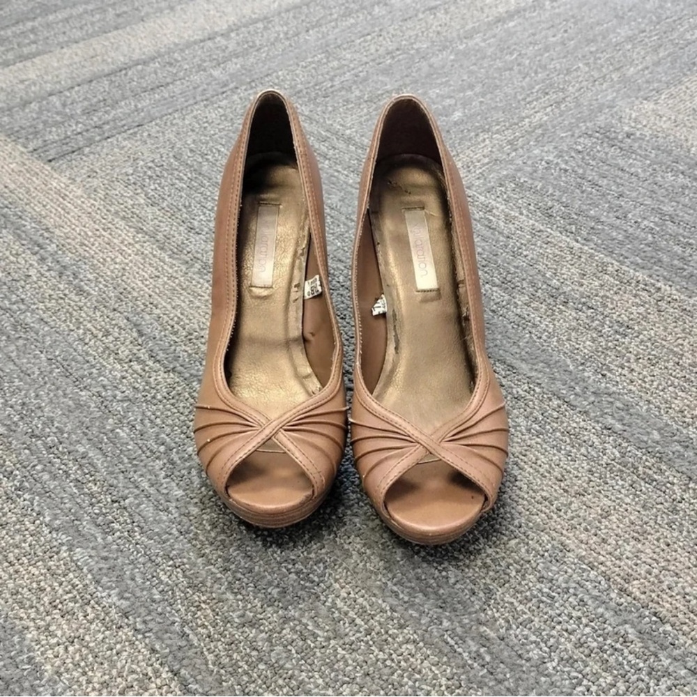 Xhilaration Brown Peep-Toe Twisted Front Heels